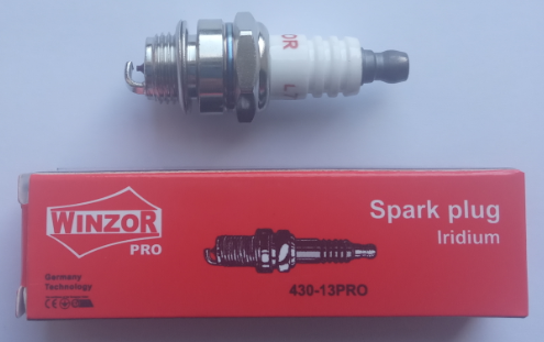 Свеча зажигания Winzor PRO (иридиевый электрод, для 2-х такт бензопил,триммеров)