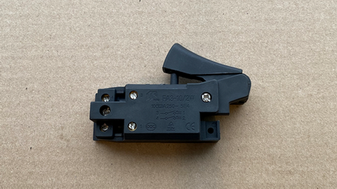 Выключатель для ударной дрели Хитачи FA97-6/2W 6(6)A 250V (тип FE-072)